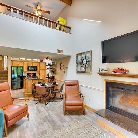 Family-Friendly Galena Rental Golf Course Access! 外观 照片
